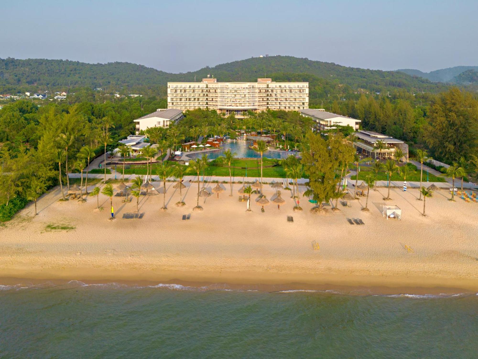 Sol By Melia Phu Quoc Hotel Exterior photo